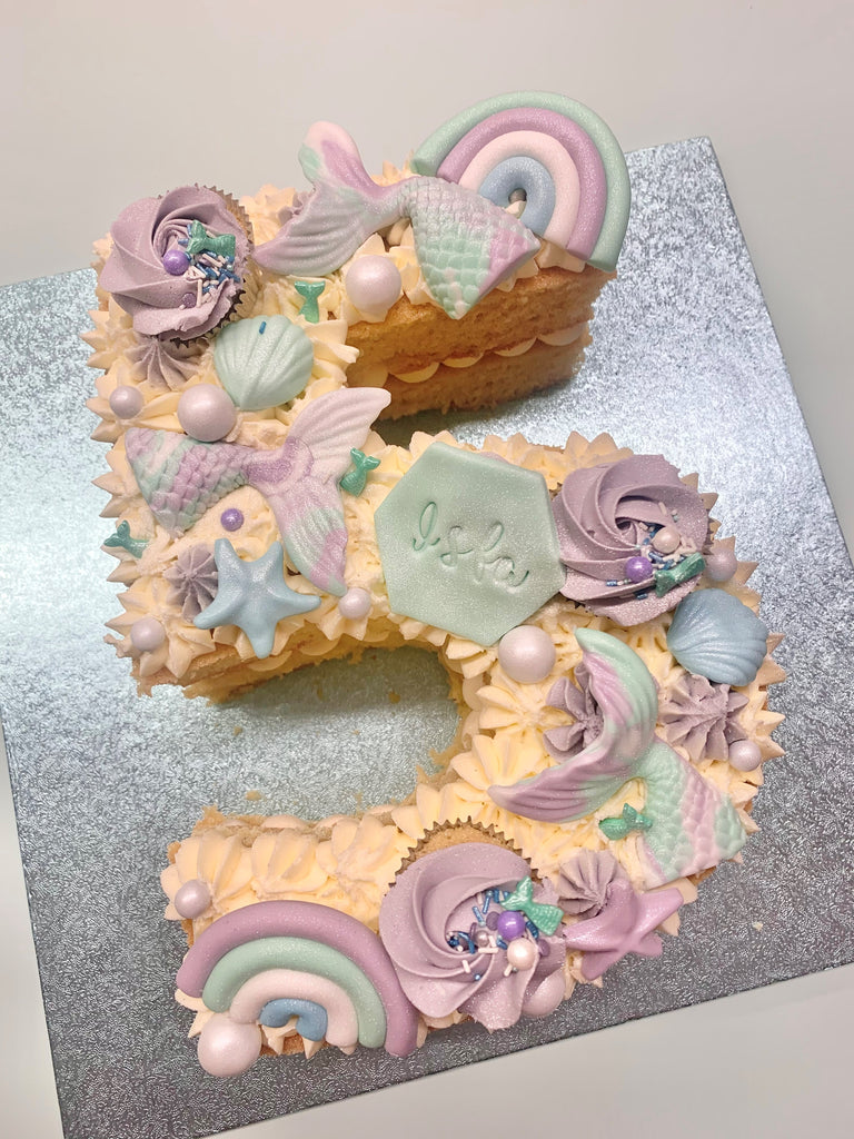 How To Make A Number 5 Cake - Happy Home Fairy